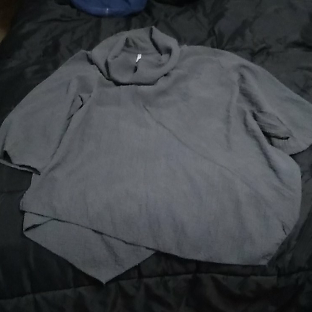 Kiyo ladies shirt.